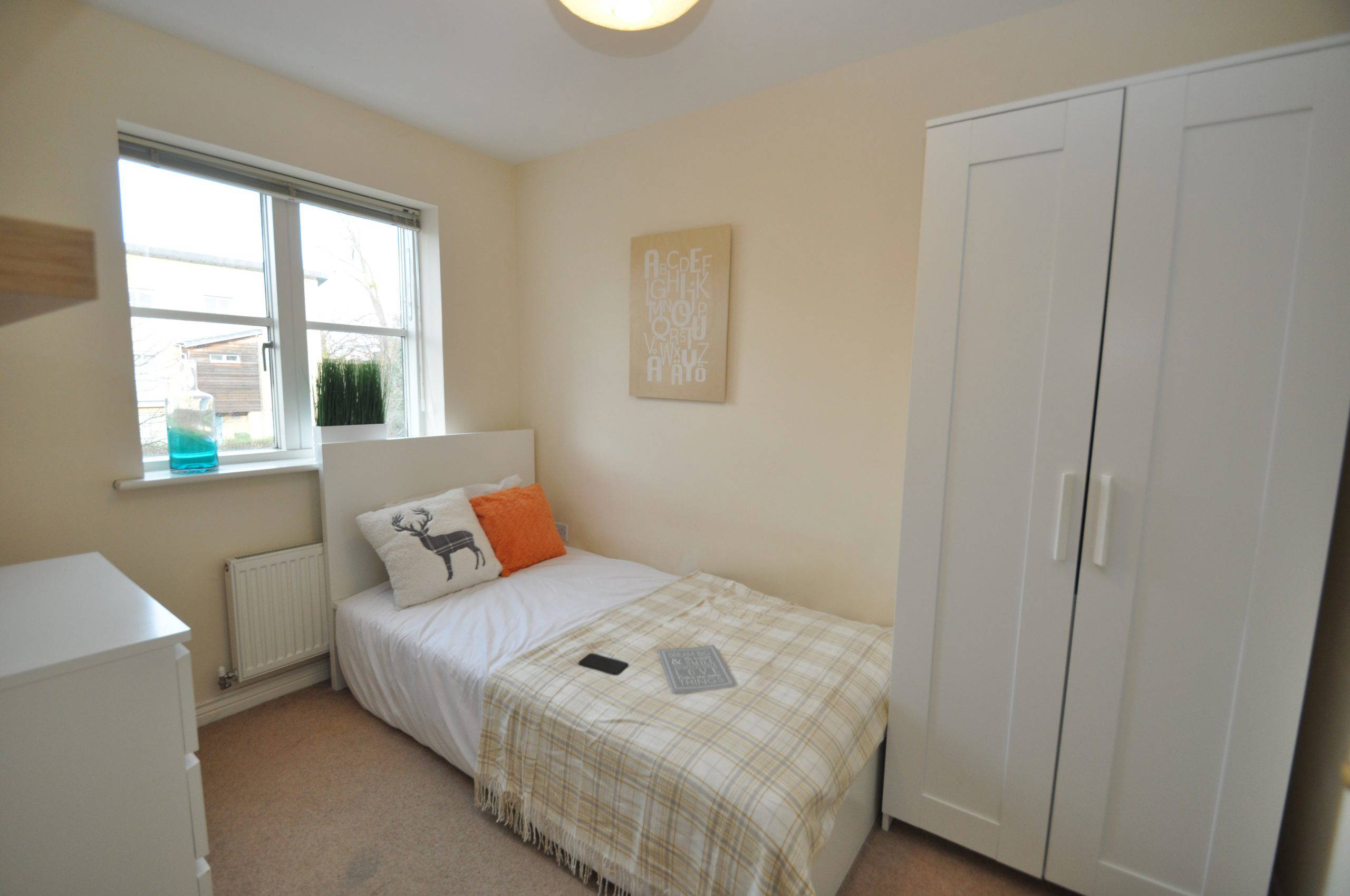 Pinewood Drive (Single Room) GL51 Emerald May Property Management